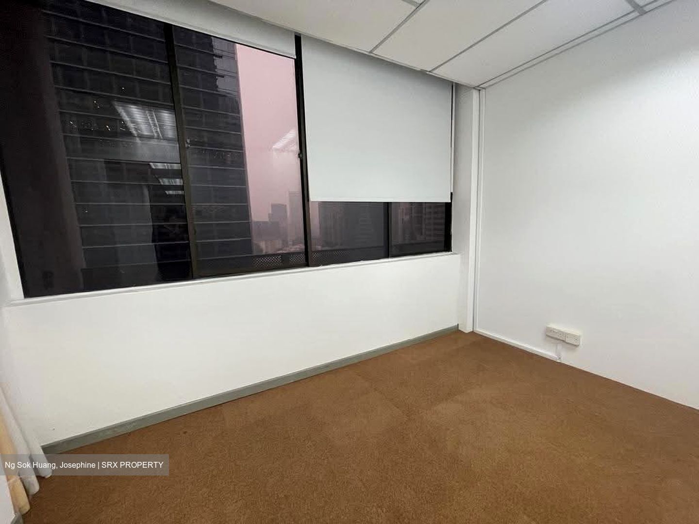 International Plaza (D2), Office #633715891